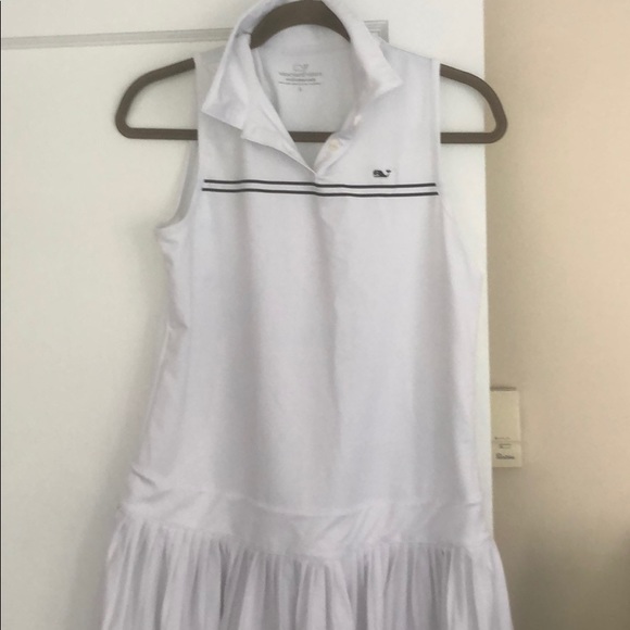 Vineyard Vines Dresses & Skirts - Vineyard vines tennis dress never been worn